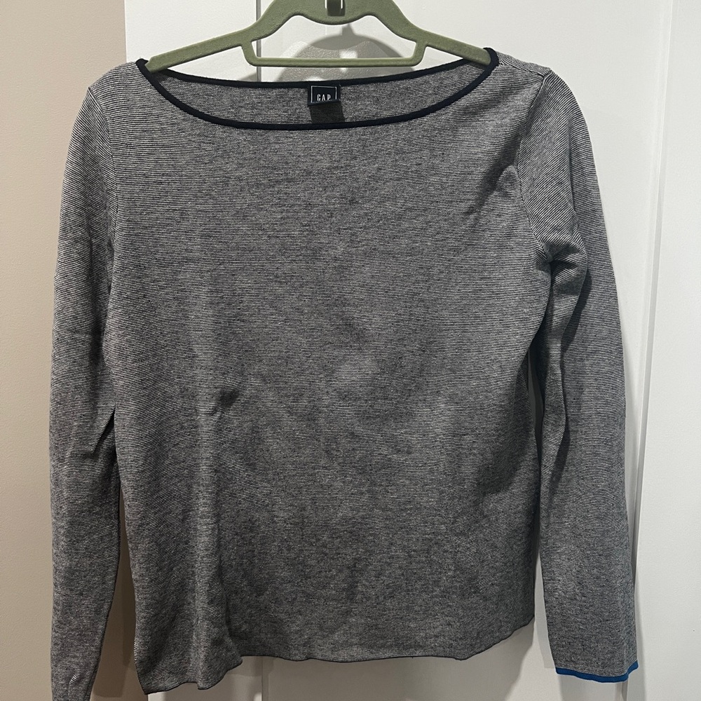 GAP Navy and Gray Knit Sweater M